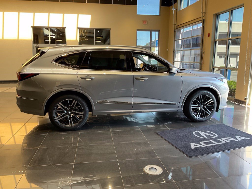 New 2026 Acura MDX w/ Advance Package AWD/4WD image 6