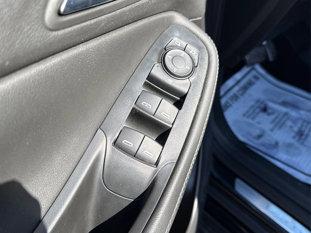 Used 2023 Buick Encore GX Select w/ Sport Touring Package image 34