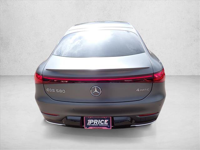 Used 2022 Mercedes-Benz EQS 580 4MATIC Sedan video 3