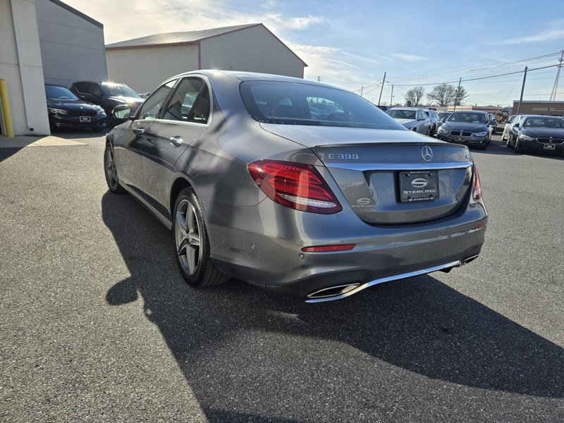 Used 2017 Mercedes-Benz E 300 4MATIC image 5