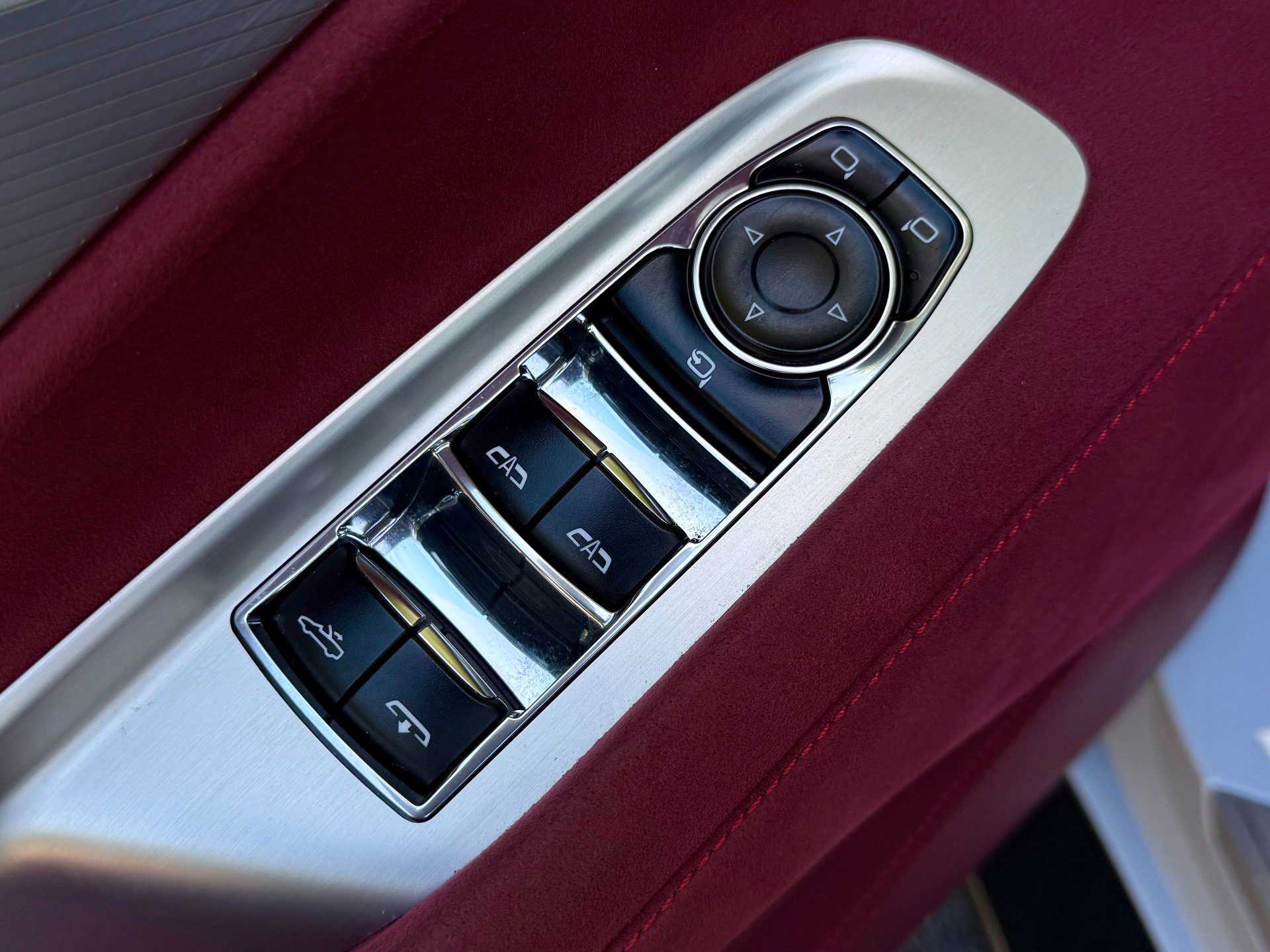 Used 2020 Chevrolet Corvette Stingray Premium Conv w/ 3LT Preferred Equipment Group RWD image 61