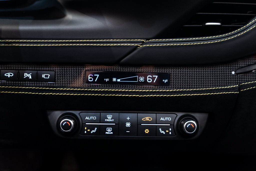 Certified 2021 Ferrari F8 Tributo RWD image 34