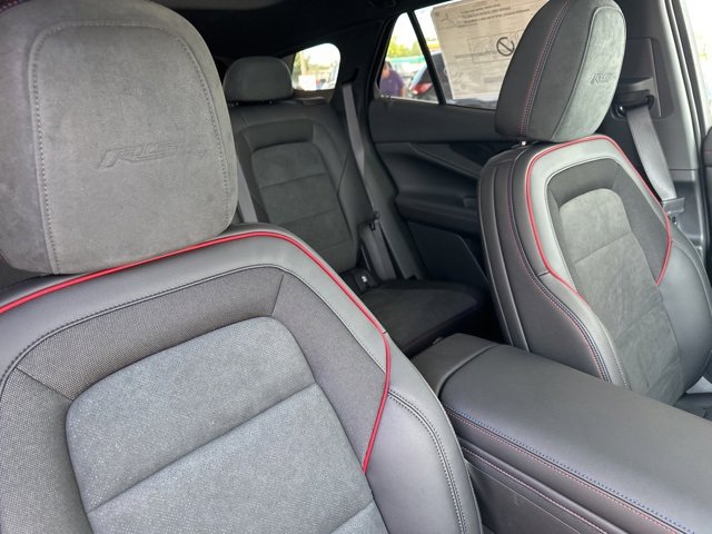 New 2025 Chevrolet Blazer EV RS image 32