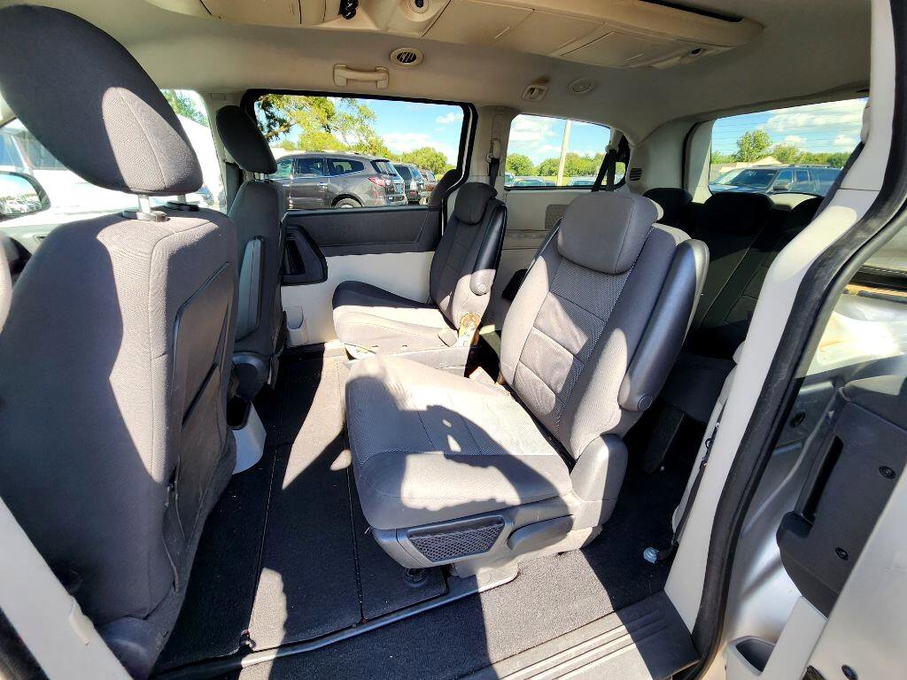 Used 2008 Dodge Grand Caravan SXT image 17