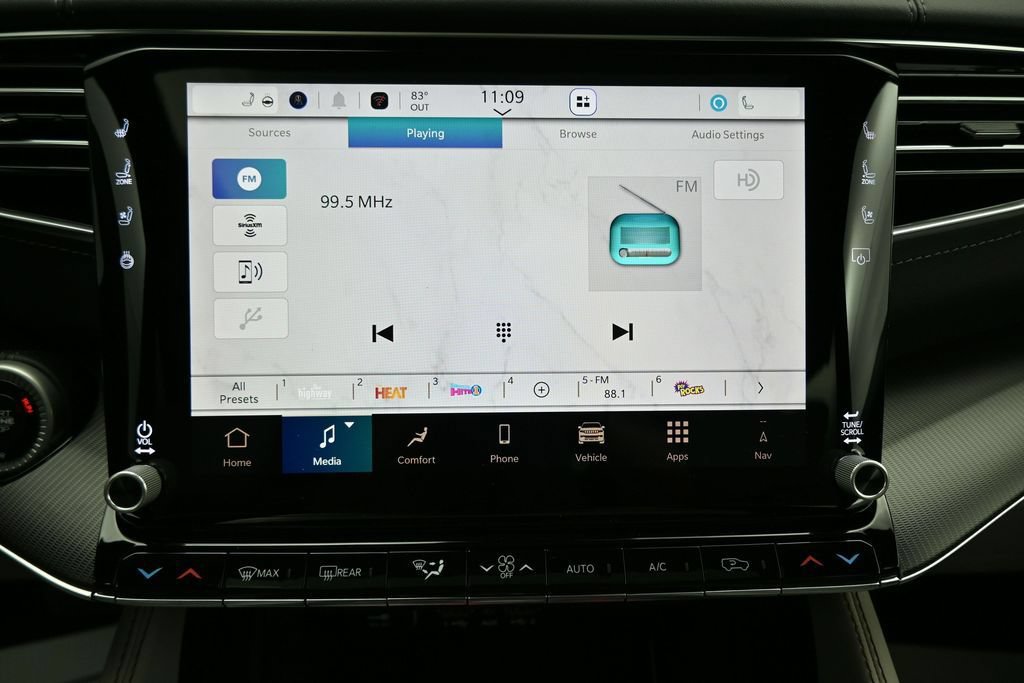 New 2026 Jeep Grand Wagoneer L Summit AWD/4WD image 21
