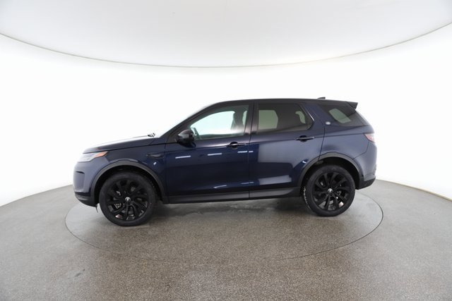 Used 2023 Land Rover Discovery Sport SE image 6