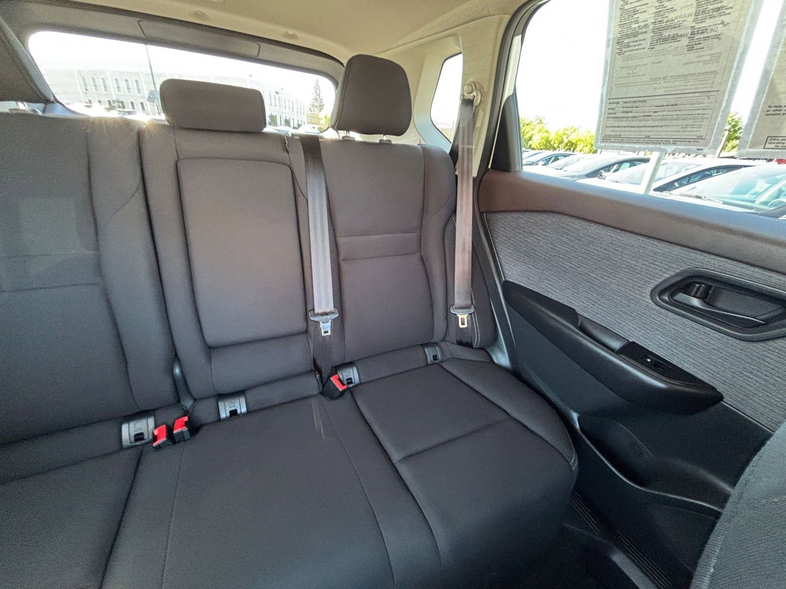 Used 2023 Nissan Rogue S FWD image 37