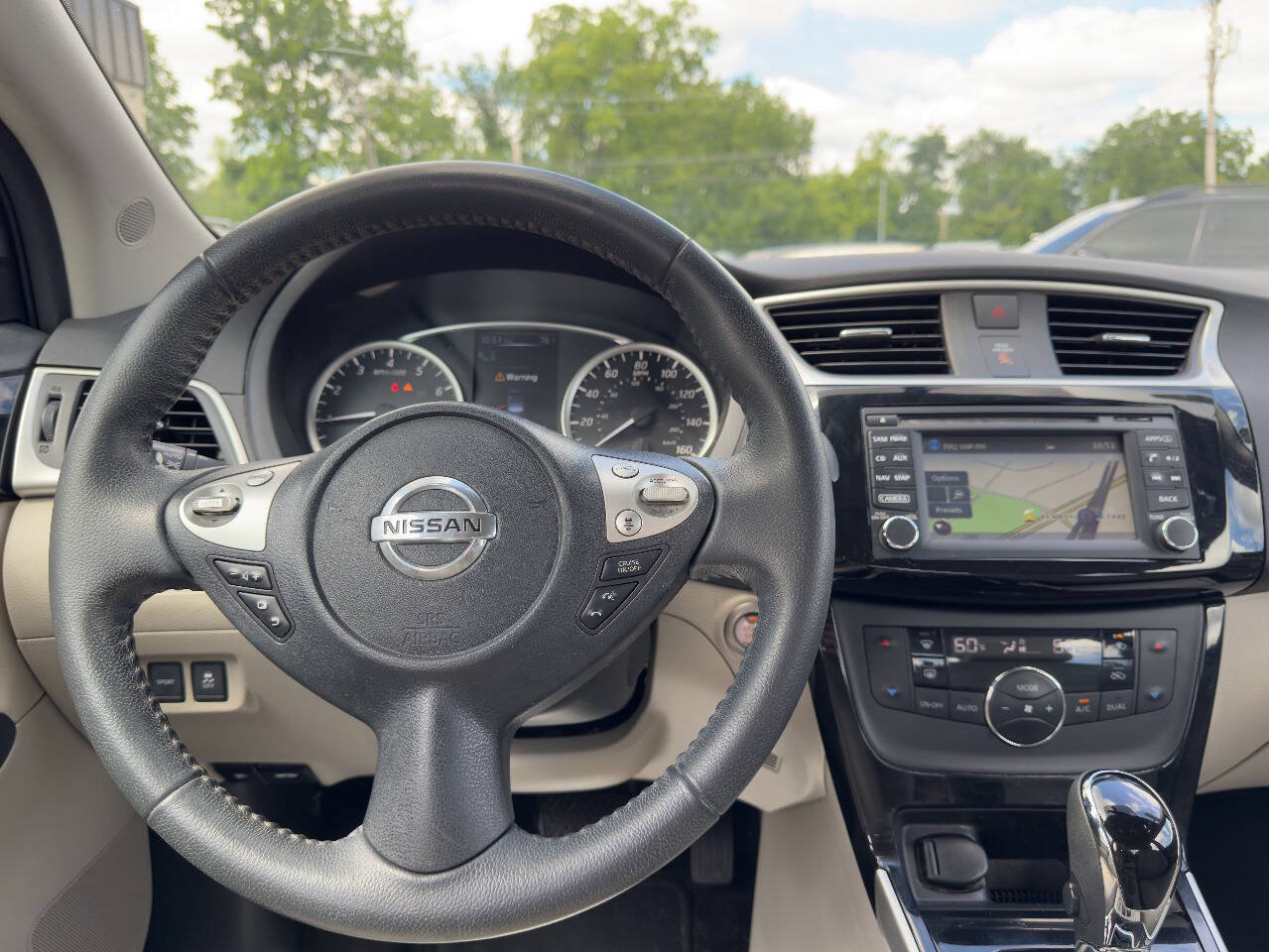 Used 2016 Nissan Sentra SL w/ Technology Package FWD image 16