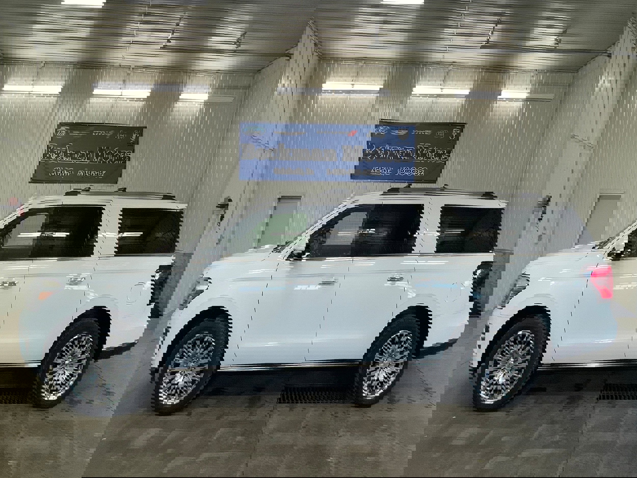 Used 2024 Ford Expedition Max Limited image 2