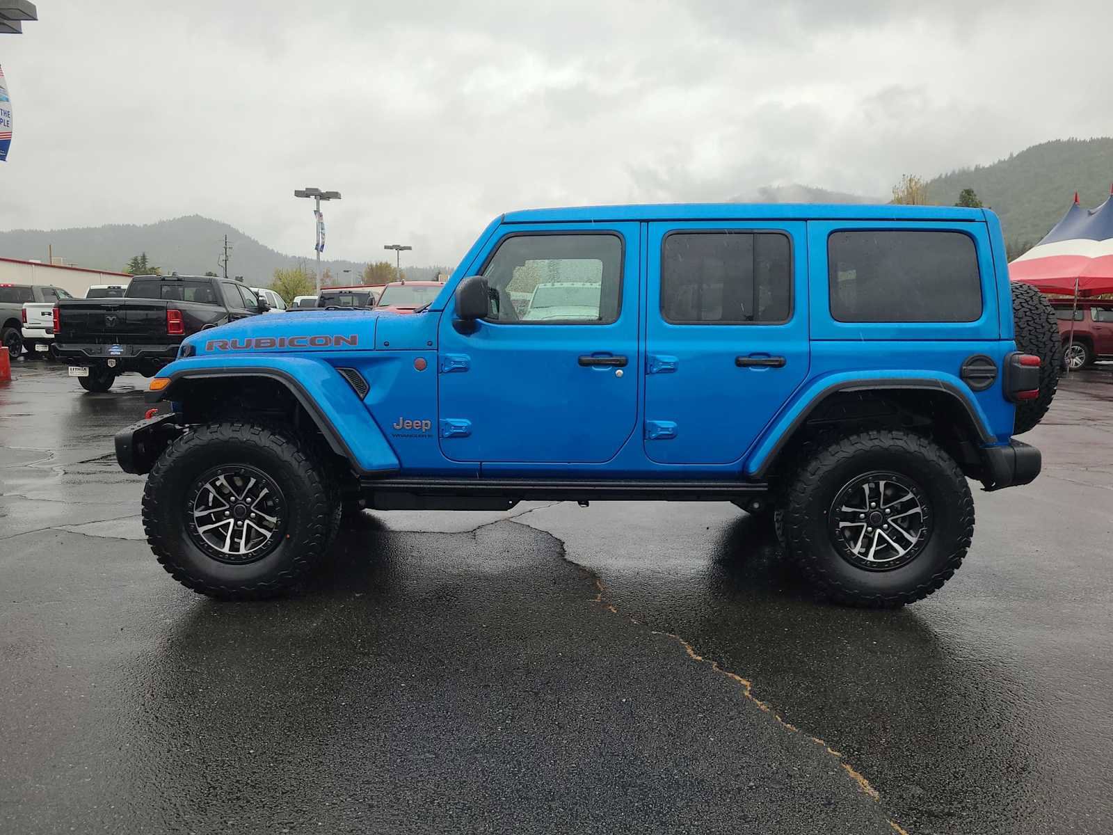 New 2026 Jeep Wrangler Unlimited Rubicon AWD/4WD image 11