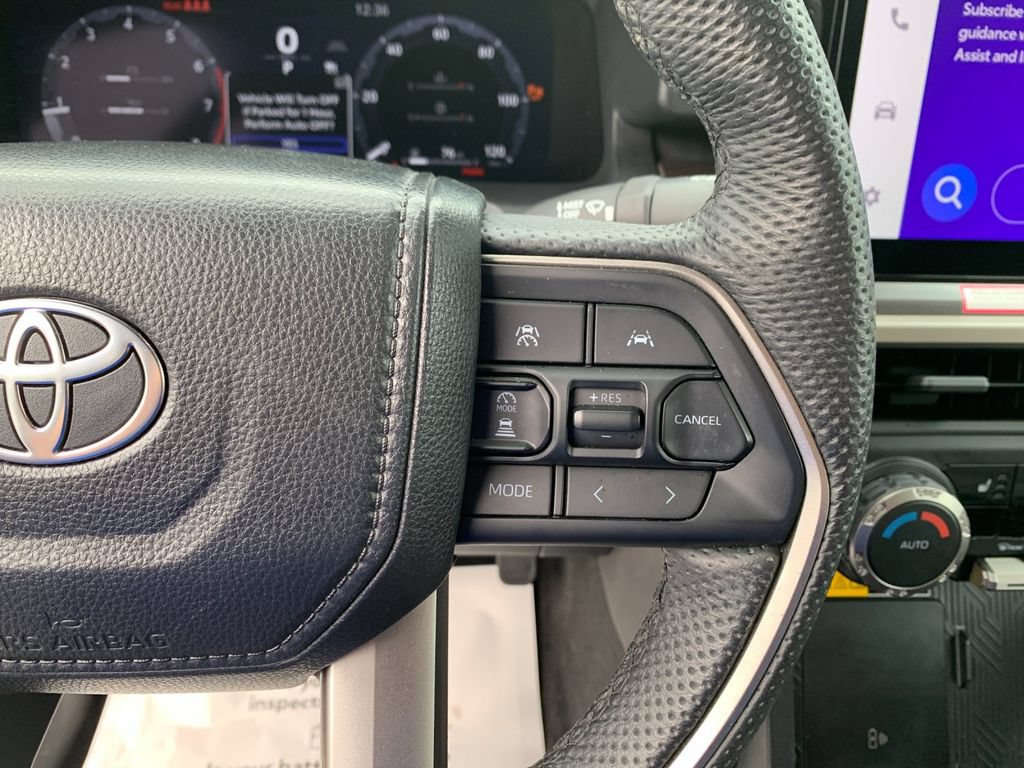 Used 2024 Toyota Tacoma TRD Off-Road AWD/4WD image 27