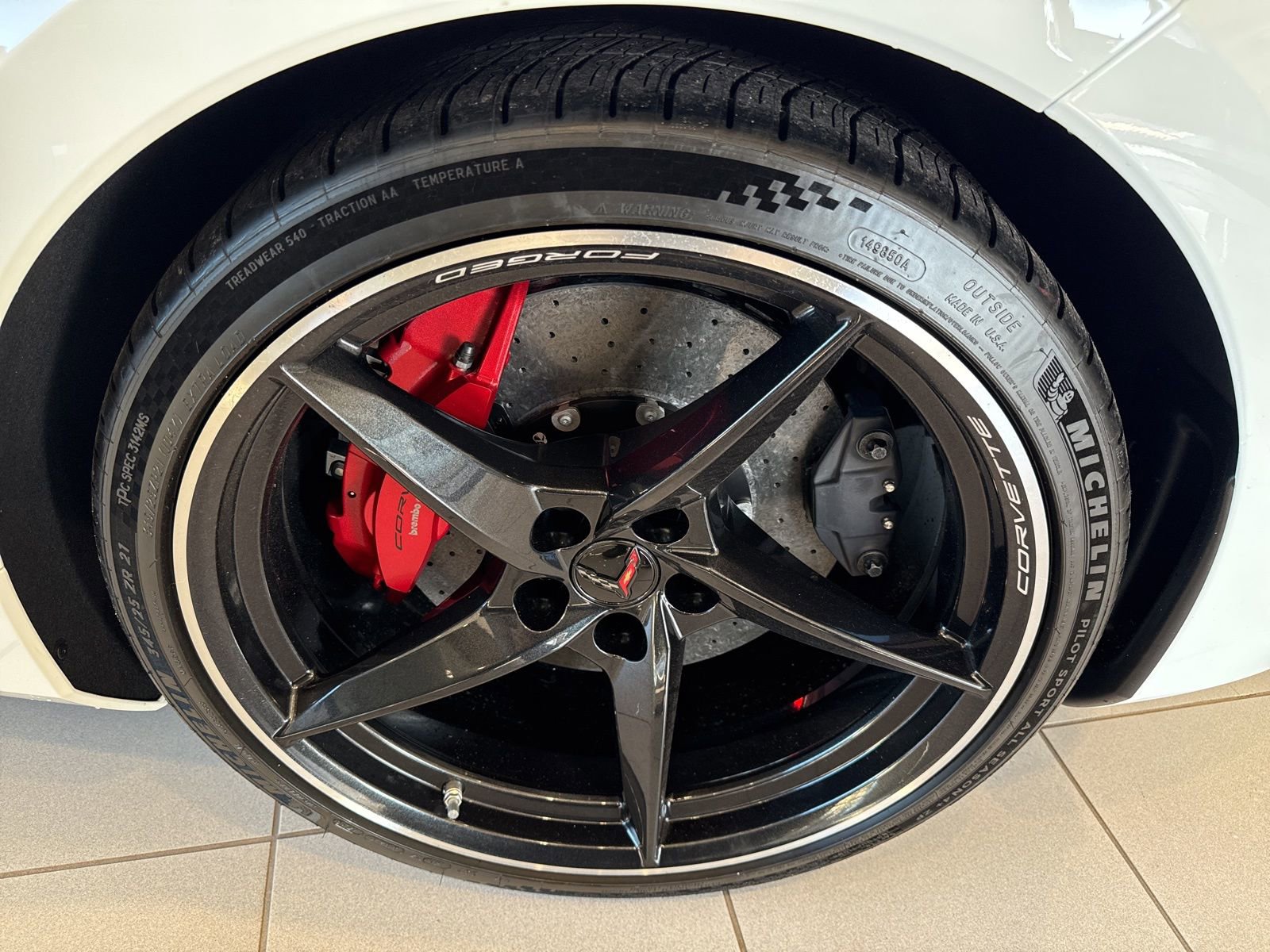 New 2025 Chevrolet Corvette E-Ray image 10