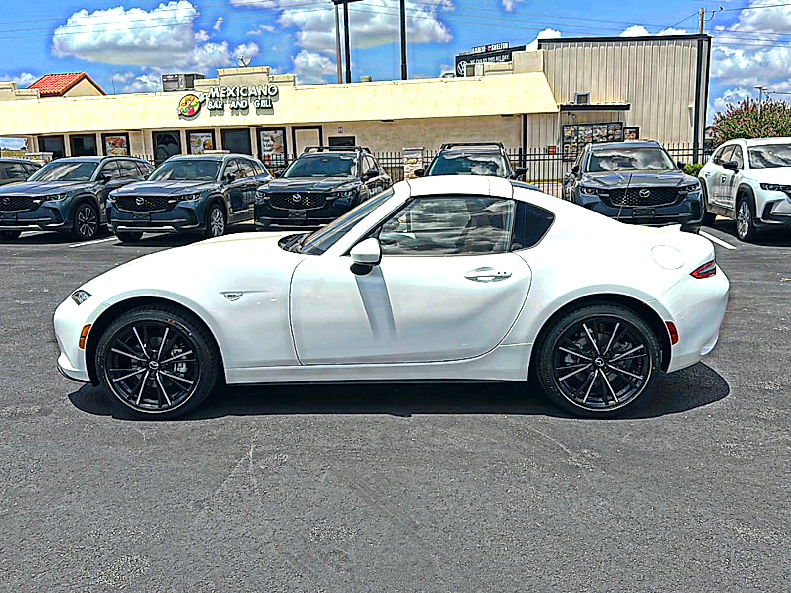 New 2026 MAZDA MX-5 Miata RF Grand Touring RWD image 5