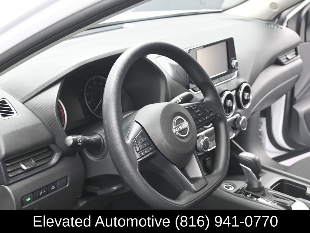 Used 2025 Nissan Sentra S image 13