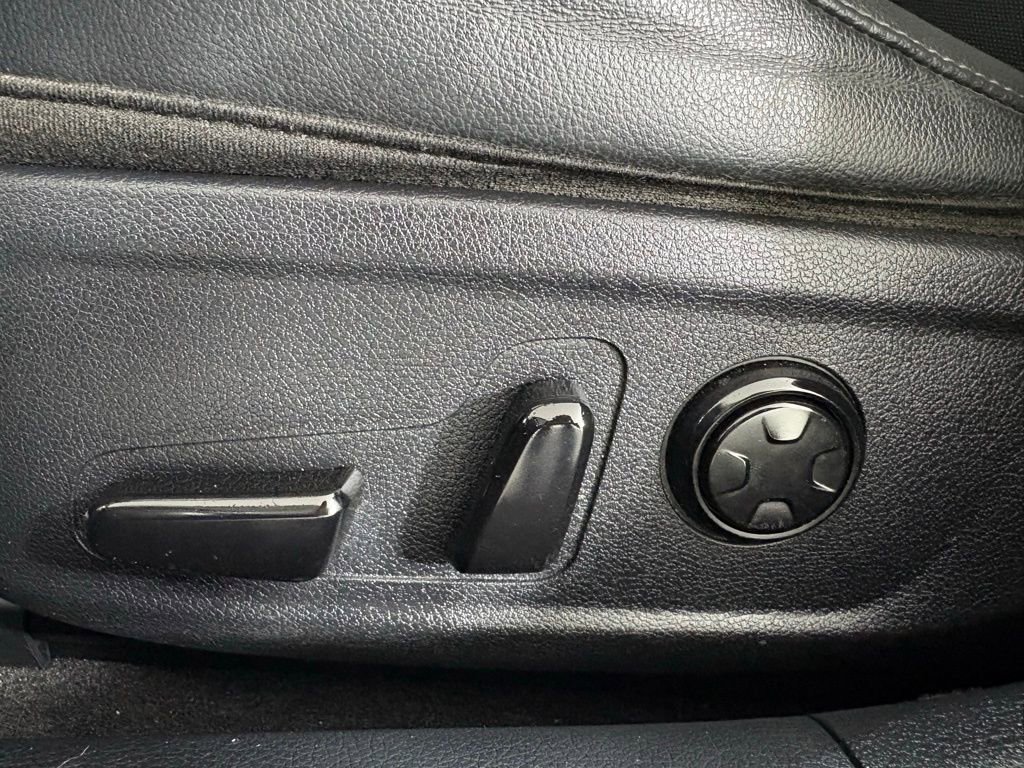 Used 2019 Kia Stinger image 11