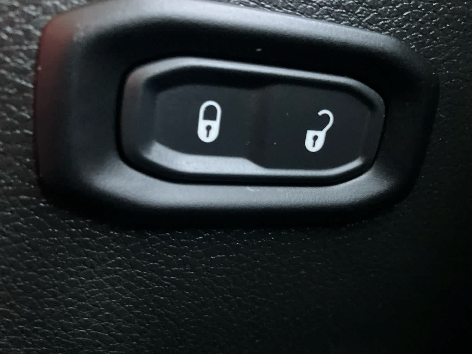 Used 2022 Jeep Wrangler Unlimited Sport AWD/4WD image 12