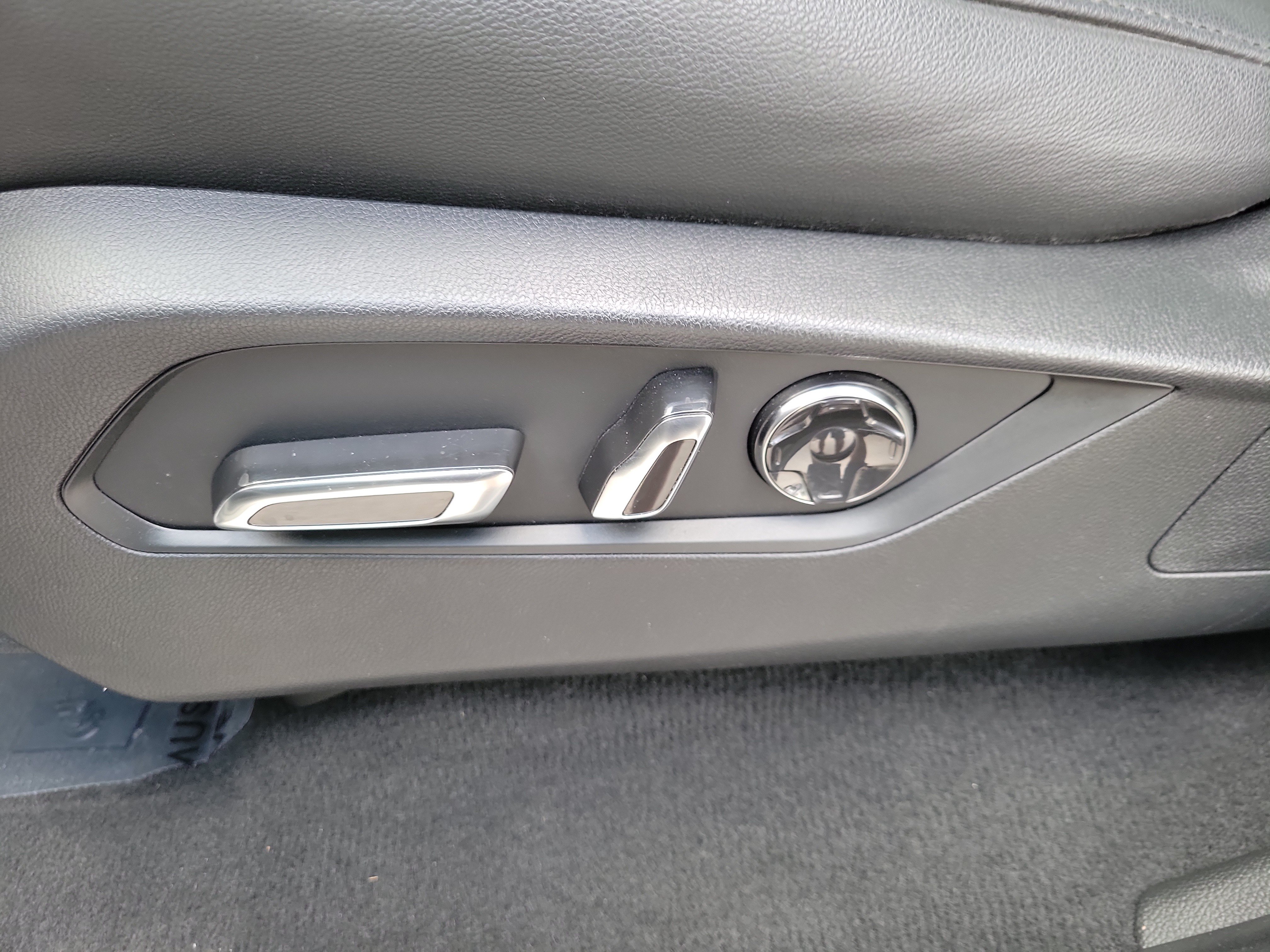 Used 2024 Acura MDX FWD image 13