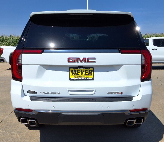 New 2026 GMC Yukon AT4 AWD/4WD image 7