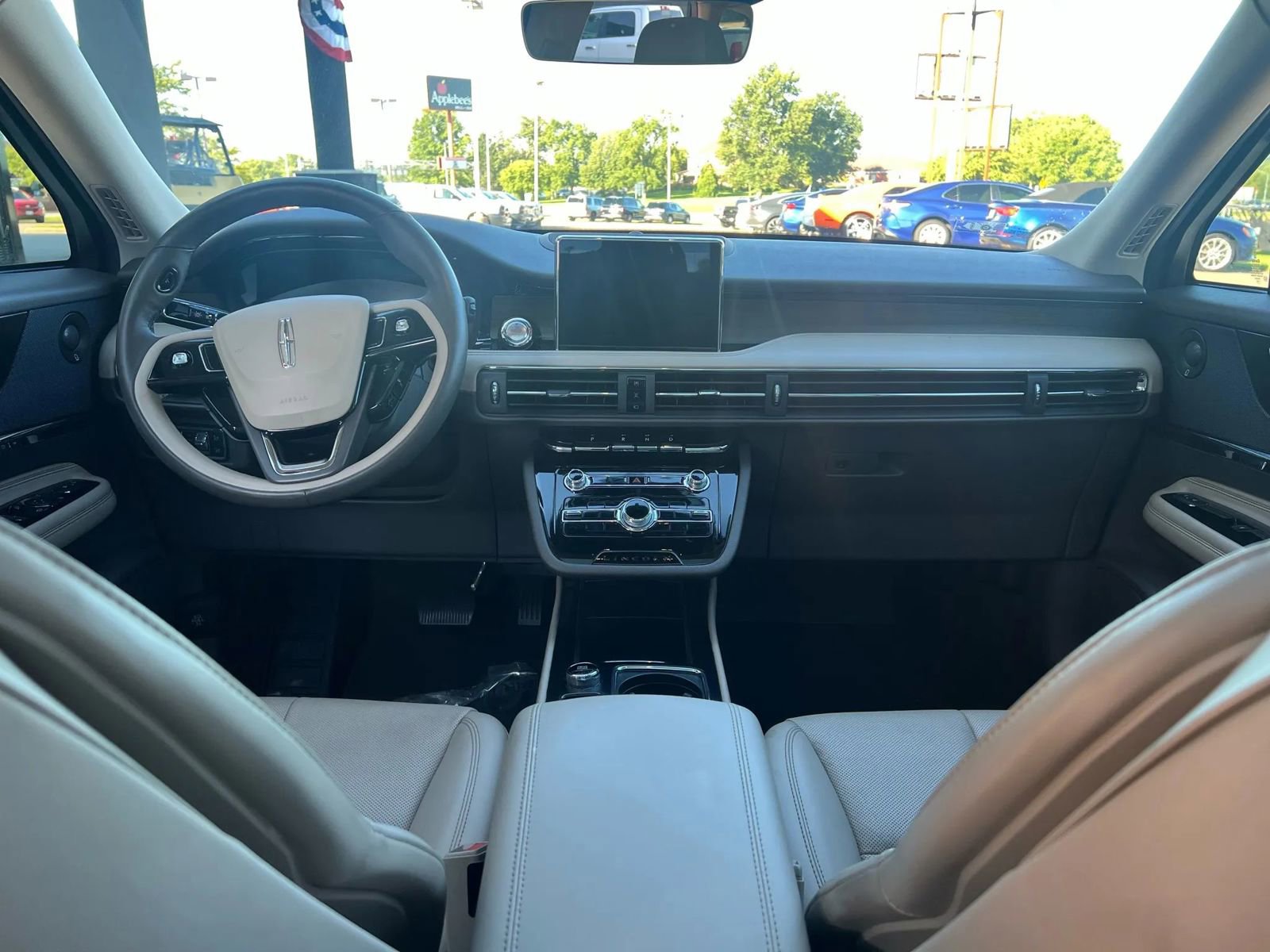 Used 2021 Lincoln Corsair Reserve w/ Equipment Group 201A image 17