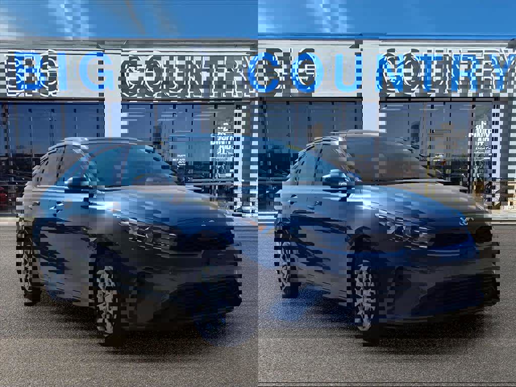 Used 2024 Kia Forte LX image 5