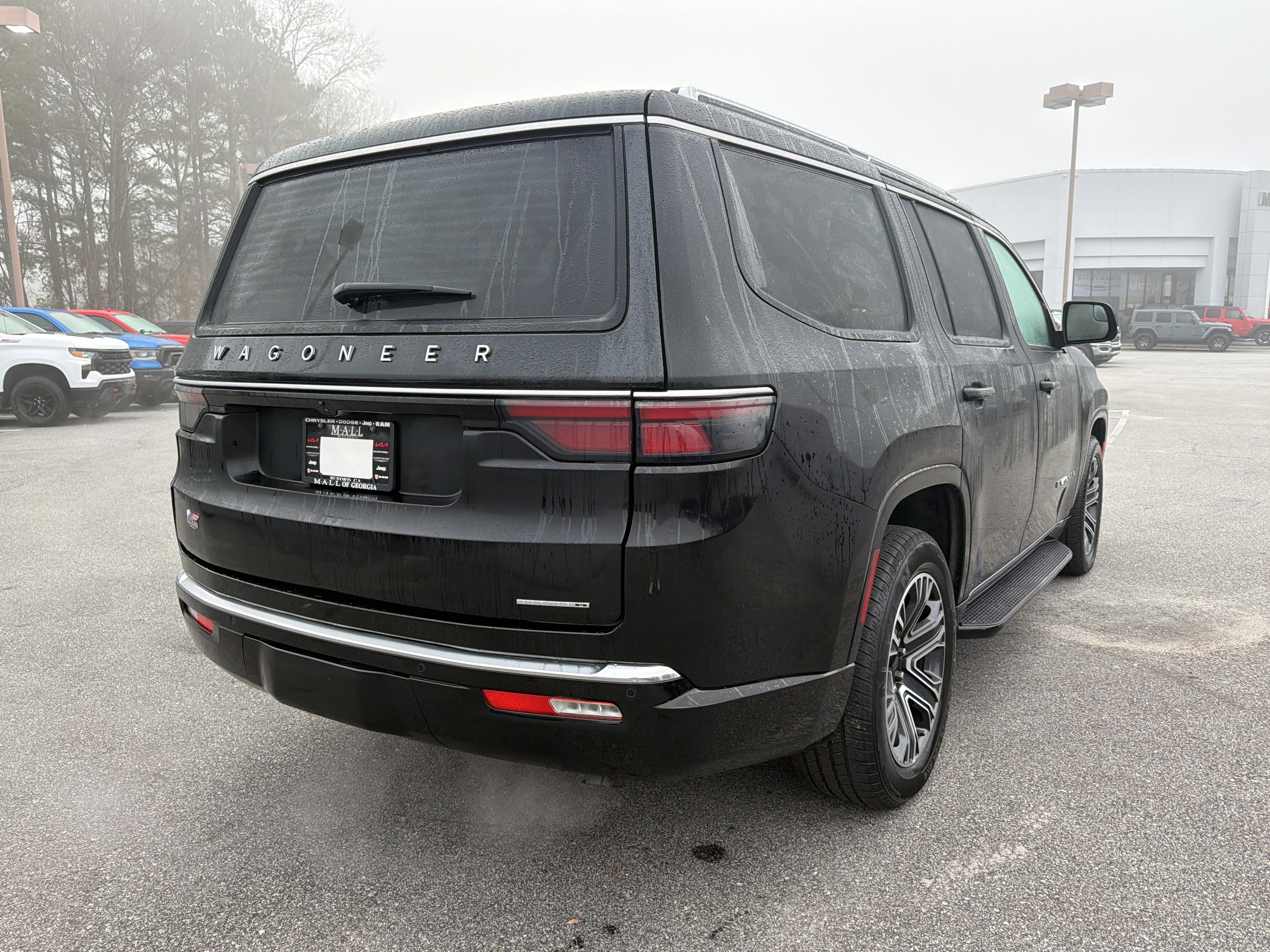 Used 2024 Jeep Wagoneer Series II w/ Flexible Seating Group image 6