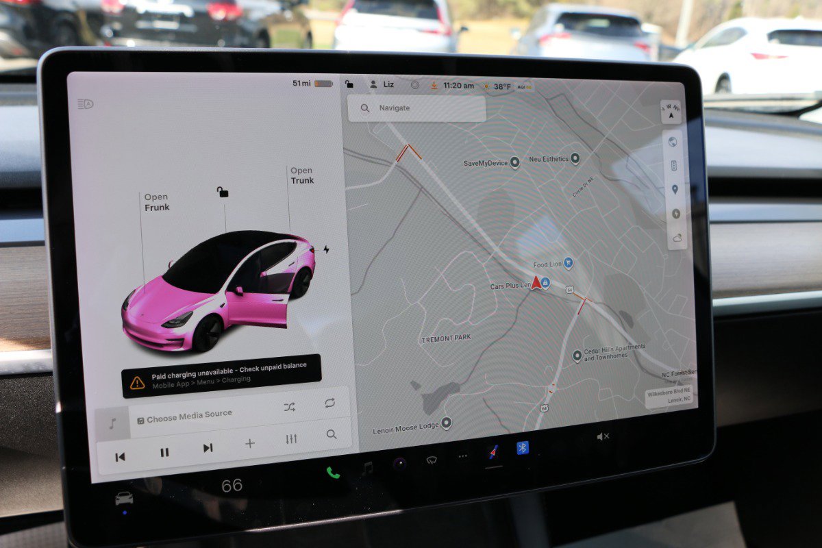 Used 2021 Tesla Model 3 Standard Range Plus image 18