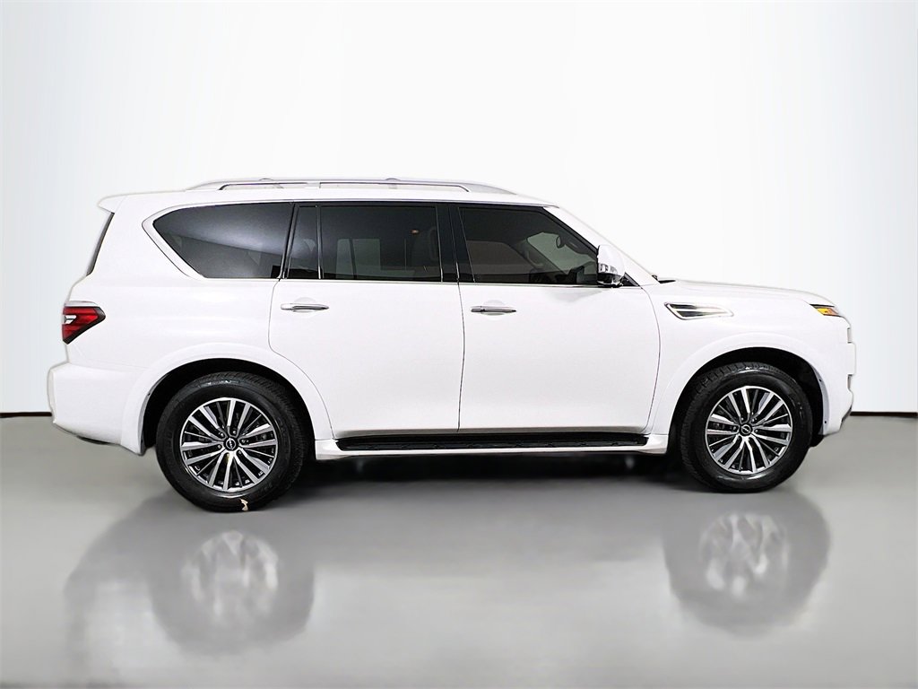 Used 2024 Nissan Armada SL w/ Captain's Chairs Package image 8