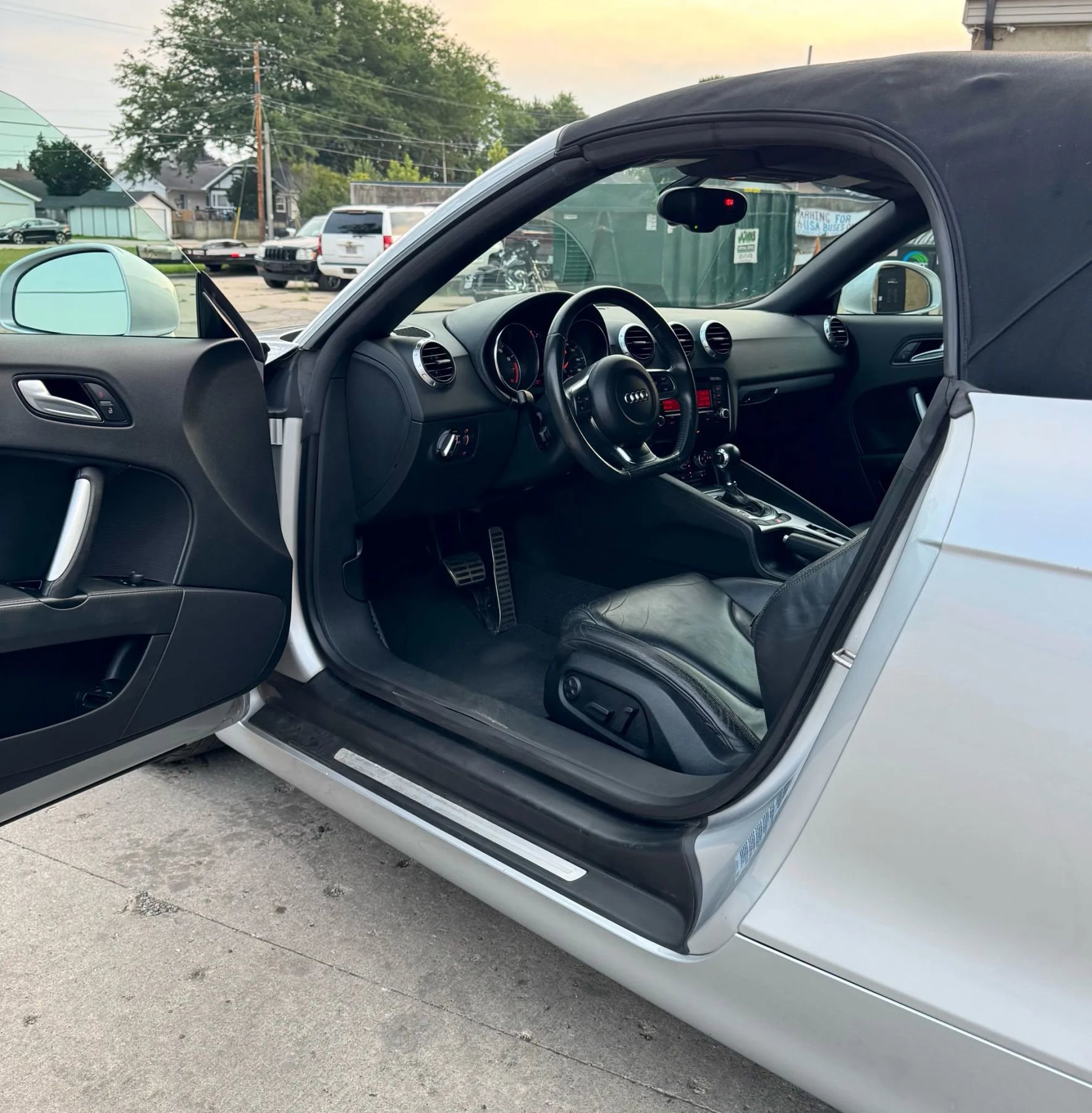 Used 2008 Audi TT 2.0T image 11