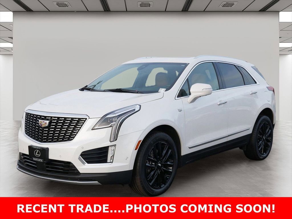 Used 2021 Cadillac XT5 Premium Luxury image 2