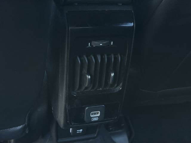 Used 2023 Jeep Compass High Altitude AWD/4WD image 17