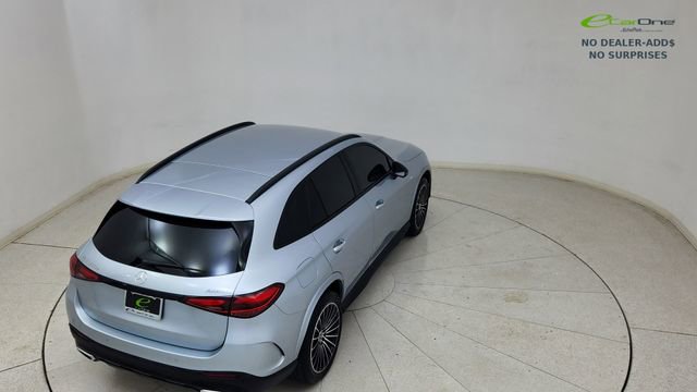Used 2025 Mercedes-Benz GLC 350e 4MATIC w/ AMG Line image 84