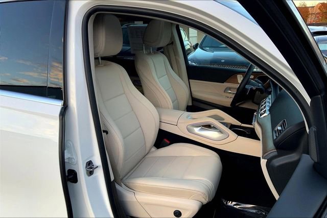 Used 2025 Mercedes-Benz GLE 350 4MATIC image 7