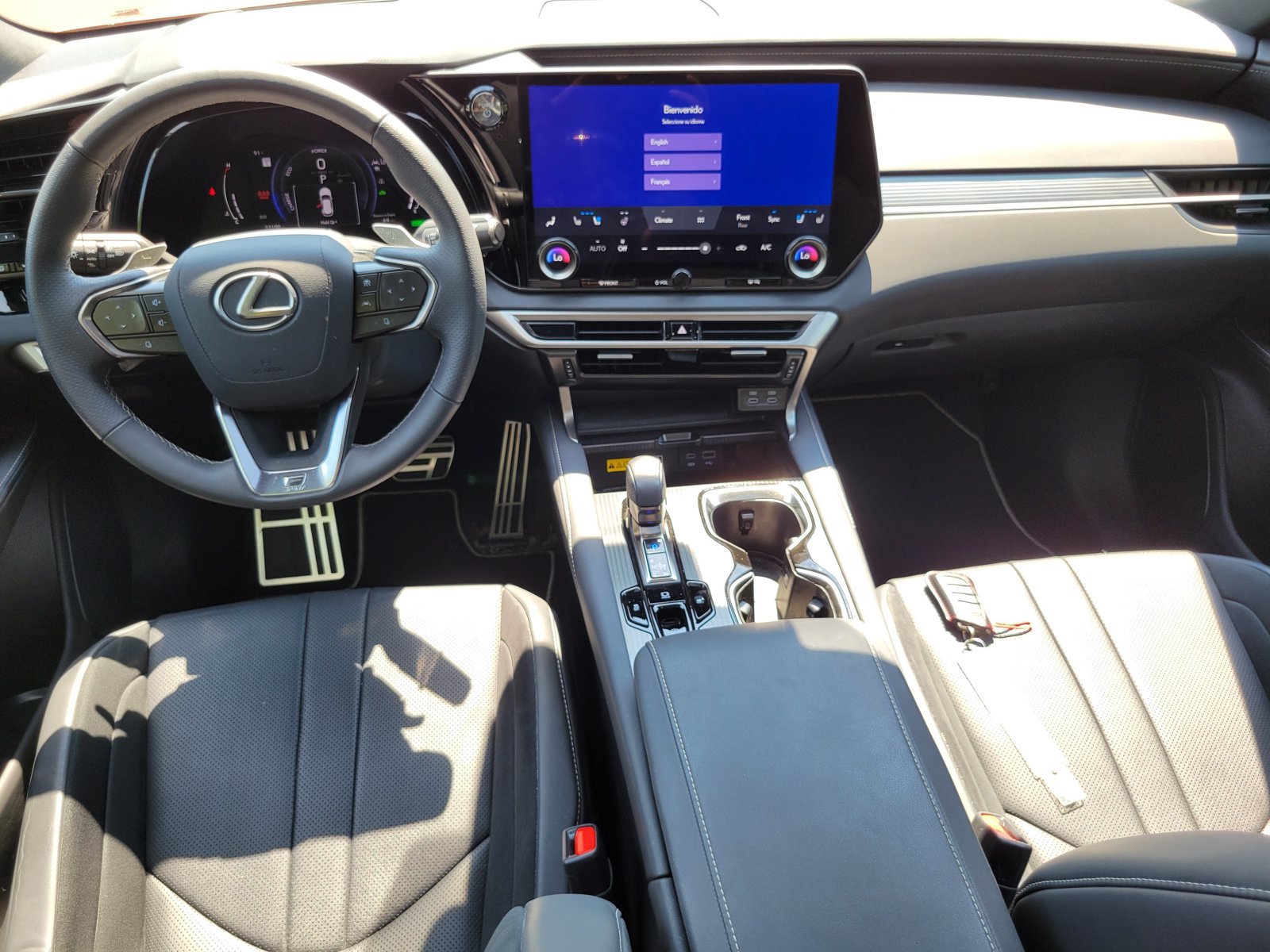Used 2024 Lexus RX 500h F Sport w/ Cold Area Package AWD/4WD image 29