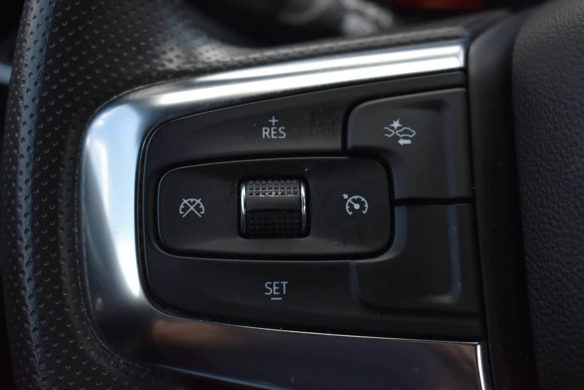 Used 2024 Chevrolet Blazer LT w/ Midnight/Sport Edition FWD image 19