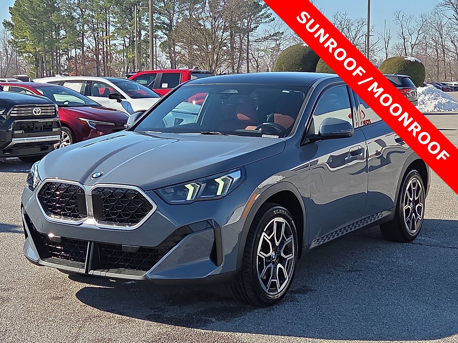 Used 2025 BMW X2 xDrive28i image 2