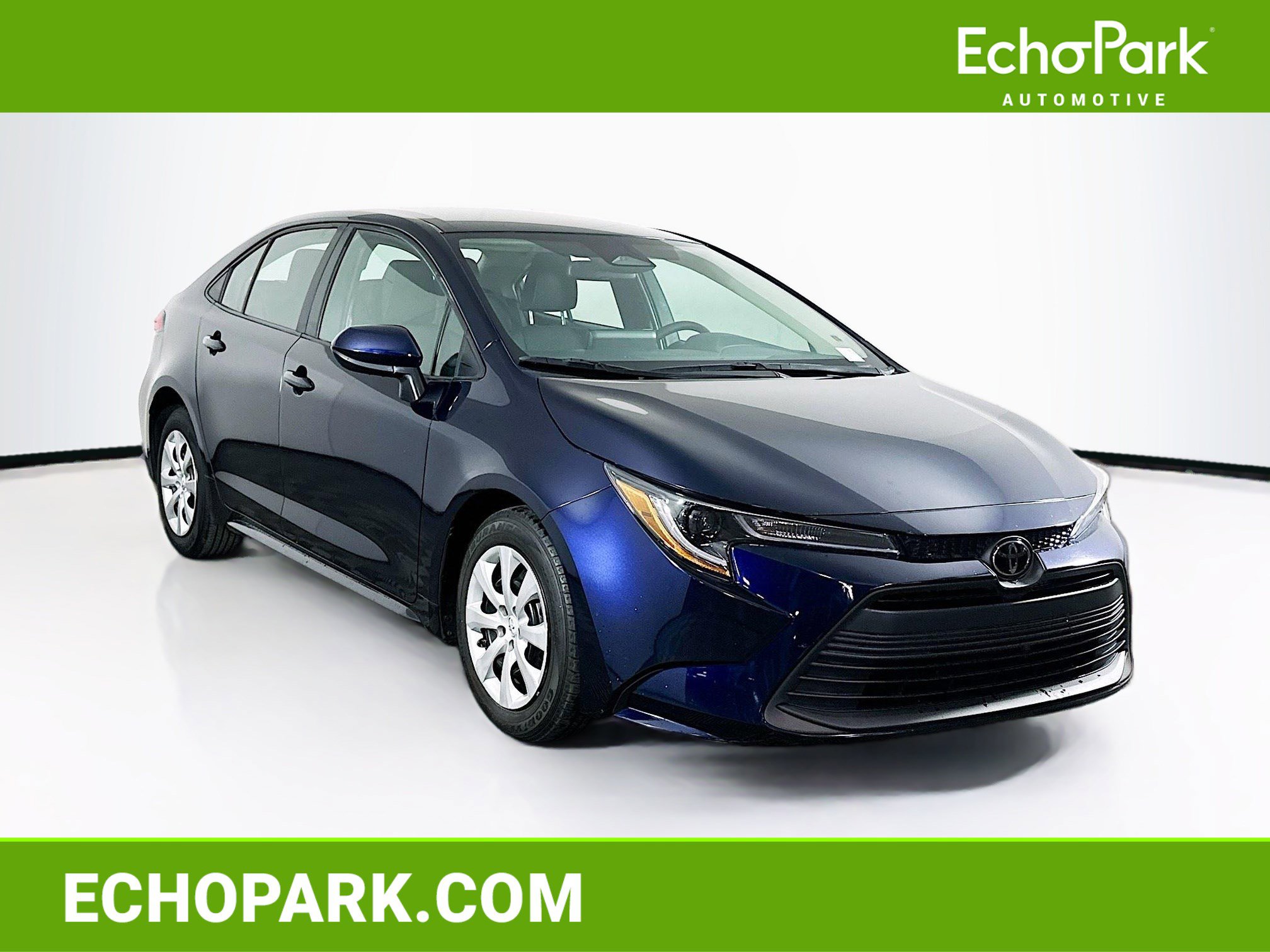 Used 2023 Toyota Corolla LE FWD image 1