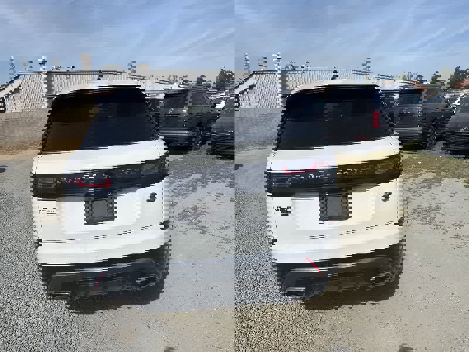 Used 2018 Land Rover Range Rover Velar R-Dynamic SE image 6