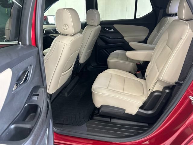 Used 2023 Chevrolet Traverse Premier AWD/4WD image 9