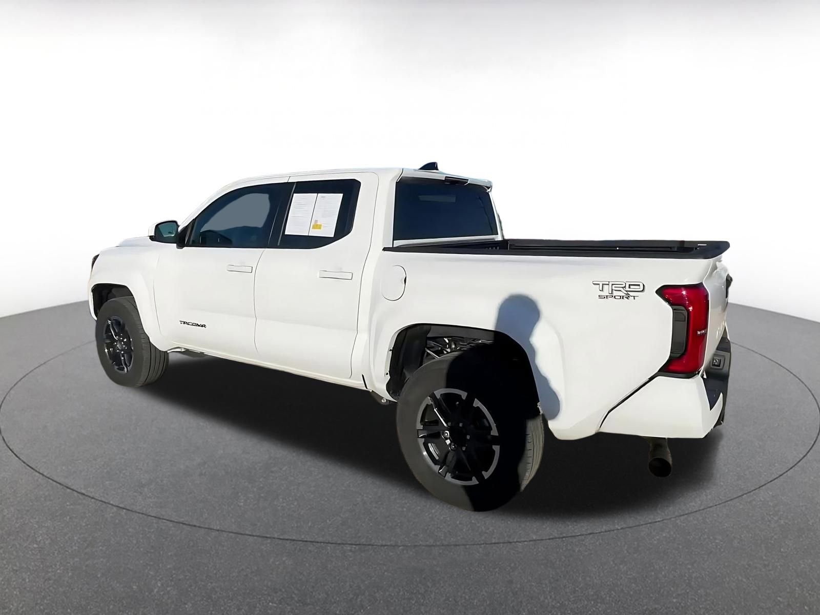 Used 2024 Toyota Tacoma TRD Sport image 10