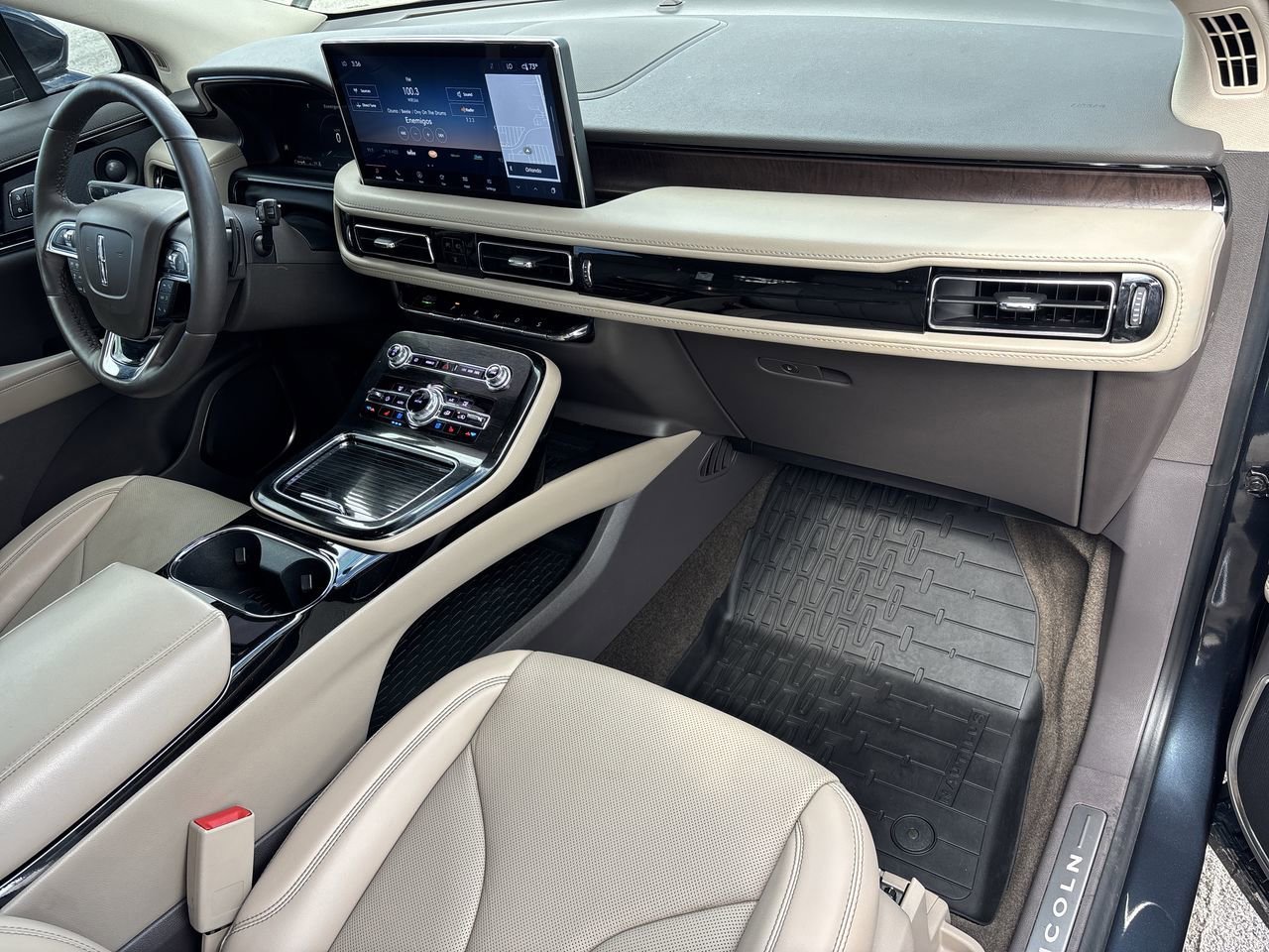 Used 2022 Lincoln Nautilus Reserve w/ Equipment Group 201A image 12