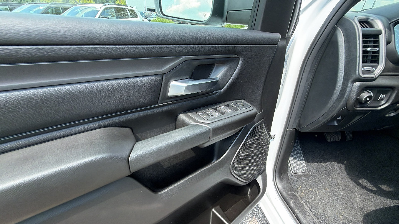 New 2027 RAM 1500 Tradesman AWD/4WD image 15