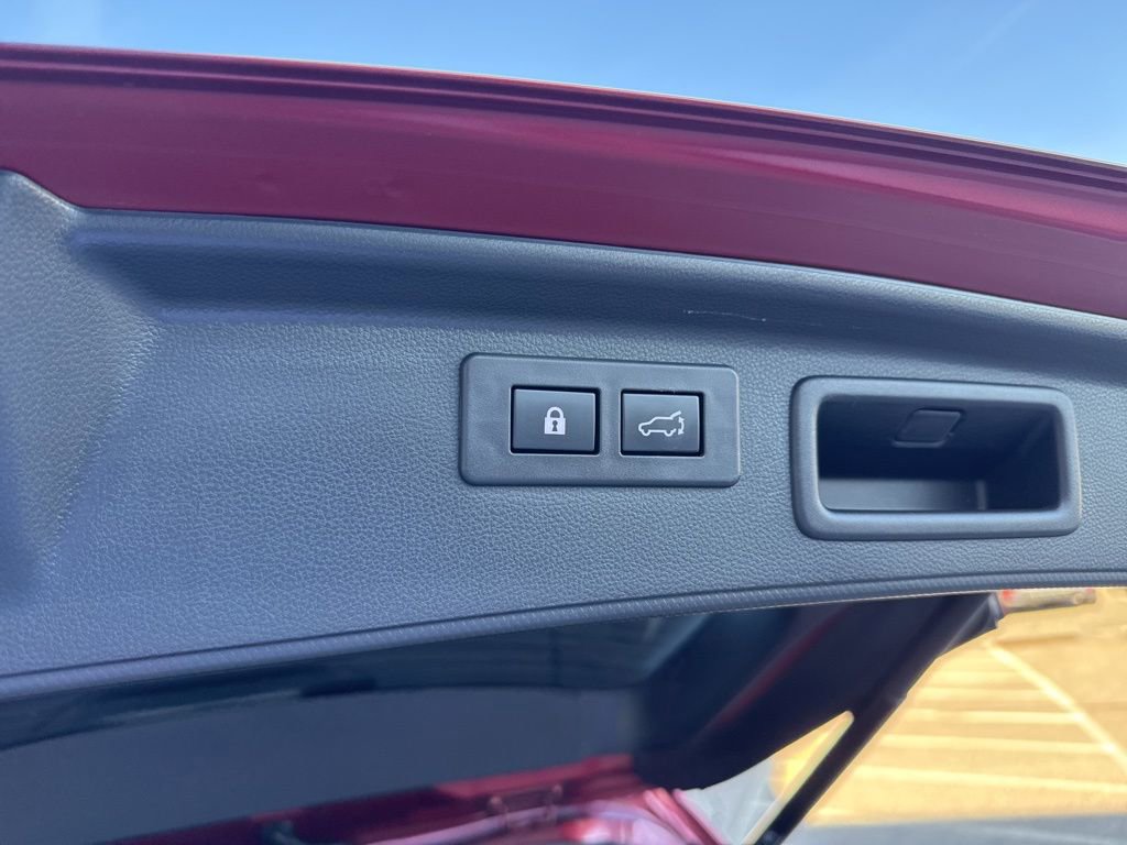 Used 2024 Subaru Forester Premium image 24