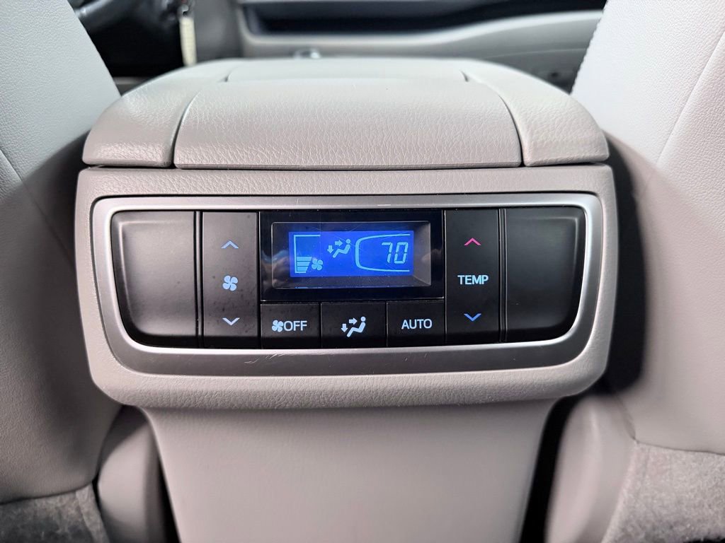 Used 2019 Toyota Highlander Plus image 25