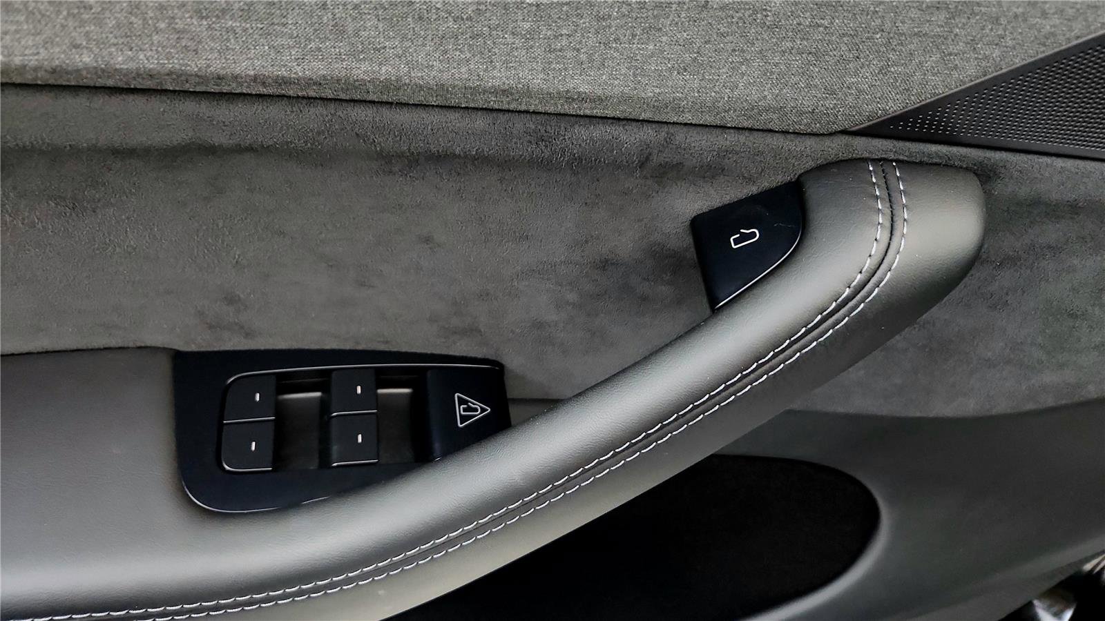 Used 2026 Tesla Model Y Long Range image 26