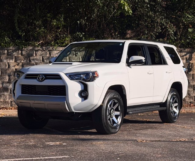 Used 2024 Toyota 4Runner TRD Off-Road Premium AWD/4WD image 14