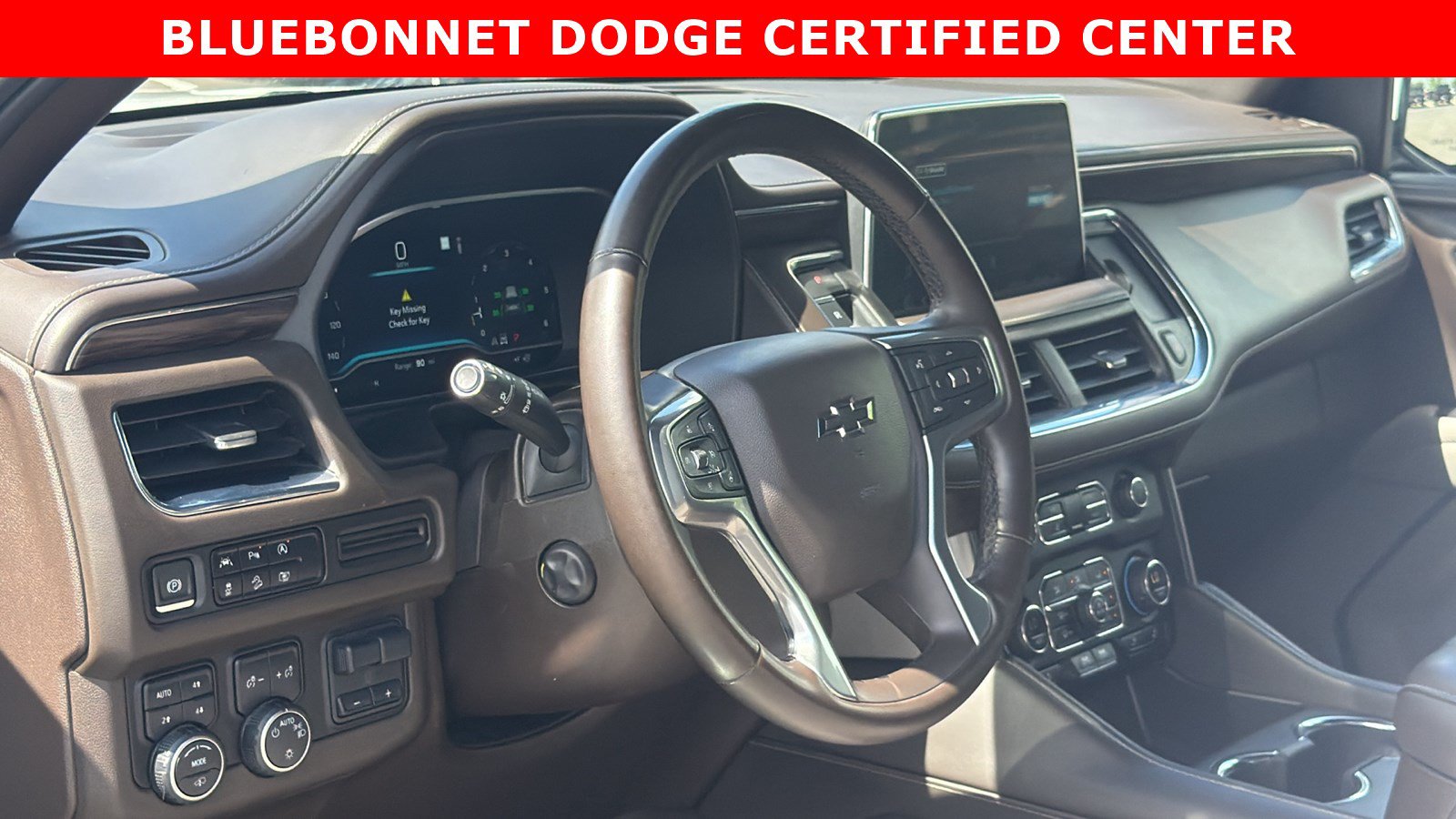 Used 2023 Chevrolet Tahoe Z71 w/ Z71 Off-Road Package AWD/4WD image 13