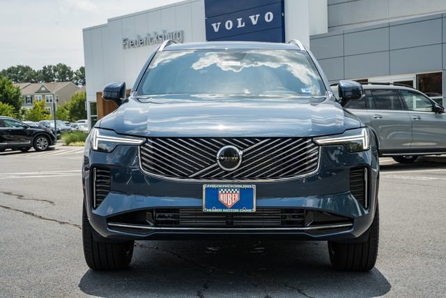 New 2026 Volvo XC90 T8 Core AWD/4WD image 2