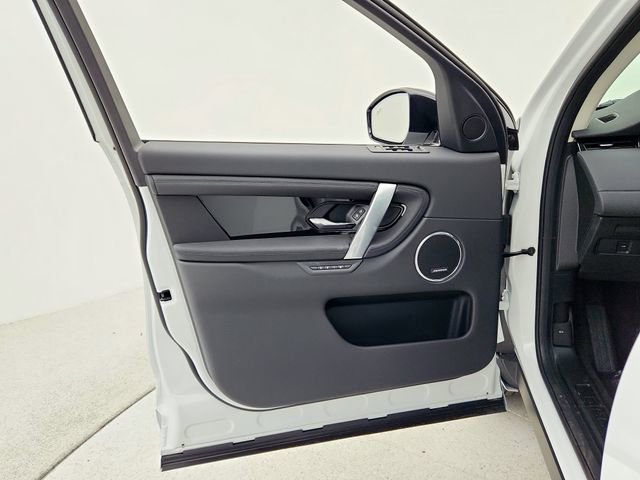 Certified 2025 Land Rover Discovery Sport S image 27