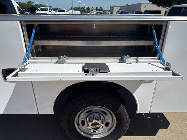 New 2026 Ford F350 XL w/ XL Chrome Package AWD/4WD image 14