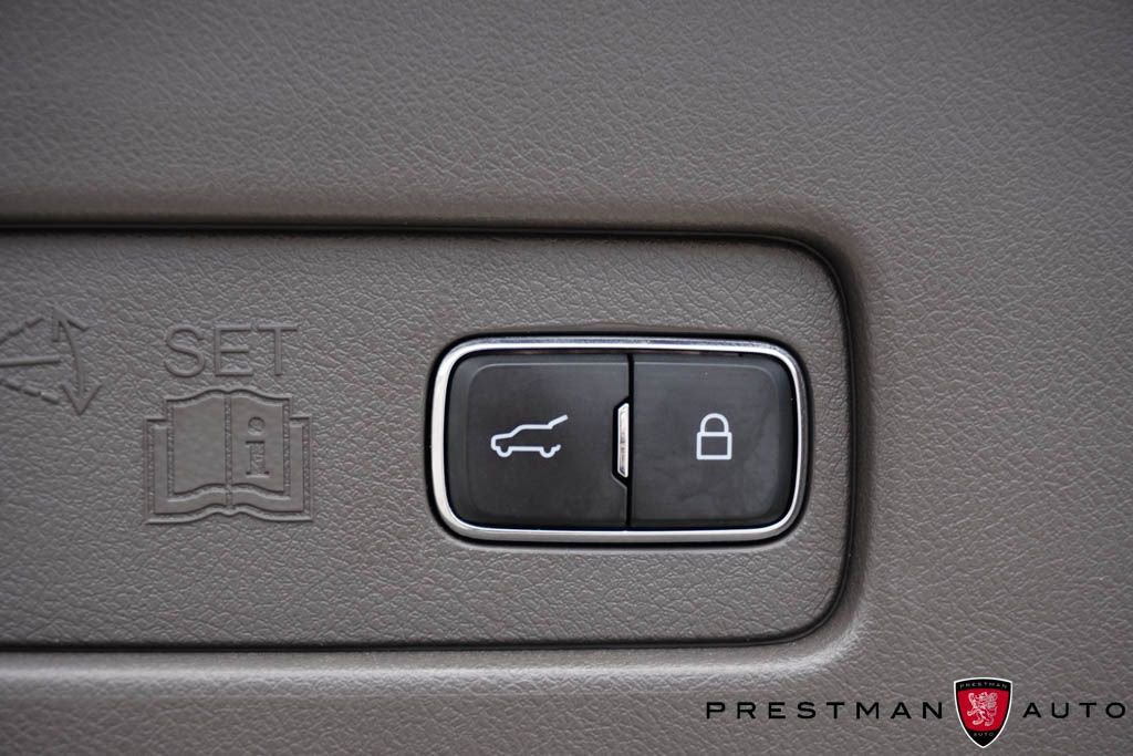 Used 2020 Lincoln Aviator Reserve w/ Elements Package Plus image 44